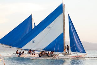 Paraw Sailing in Boracay