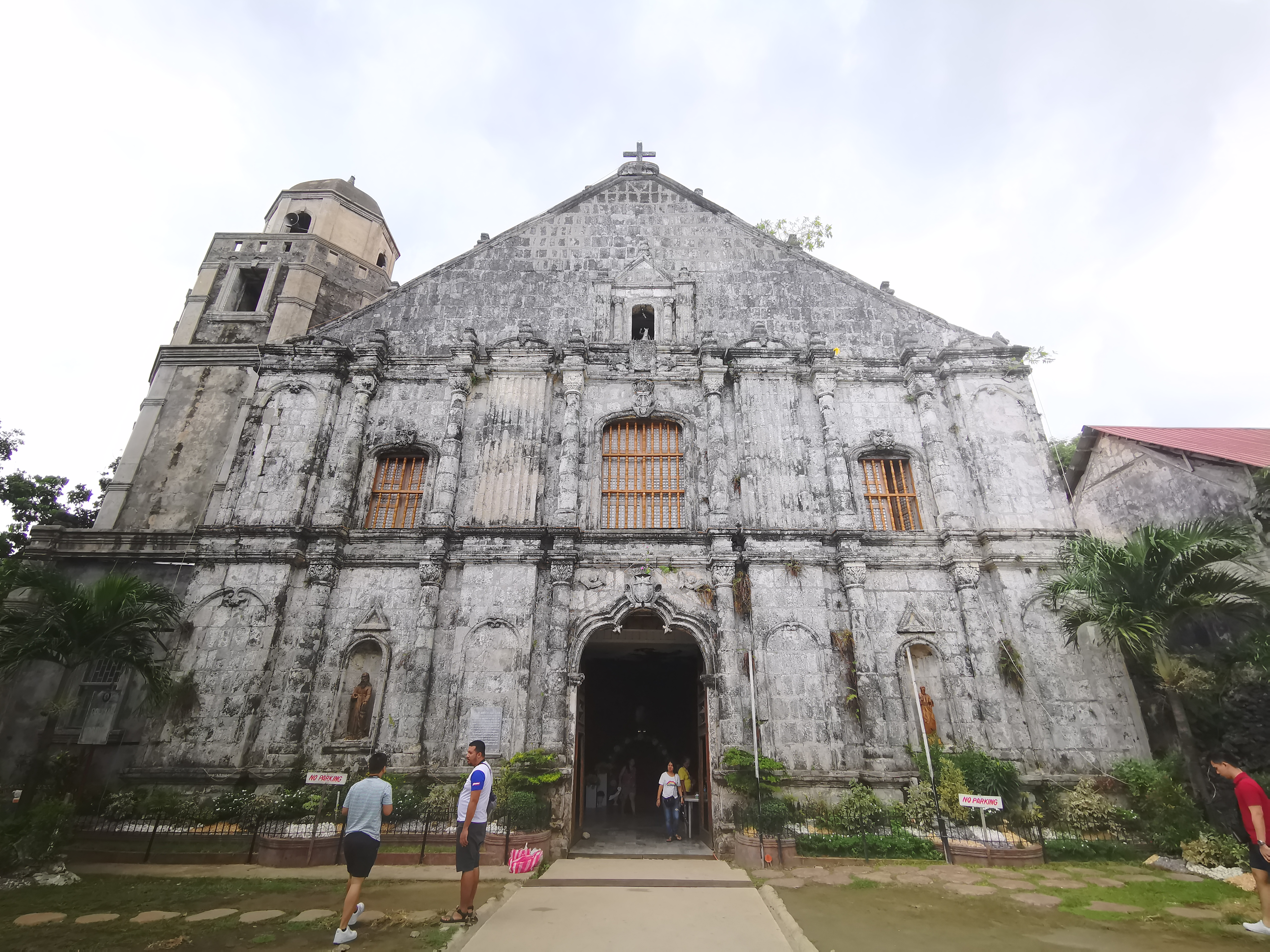 Bolinao Pangasinan Full-Day Sightseeing with River Cruise   