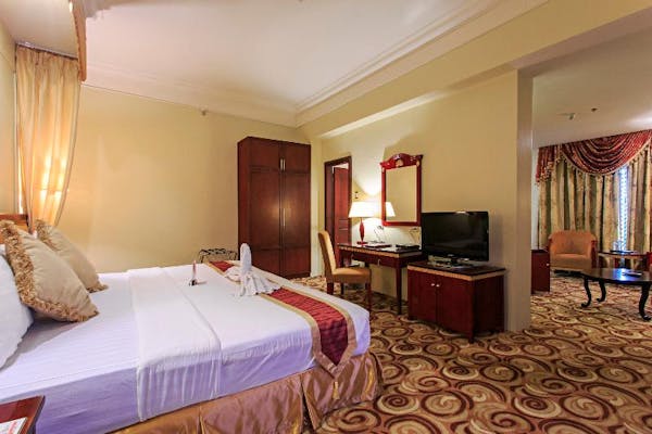 Sarrosa International Hotel and Residential Suites