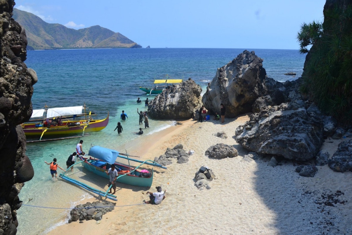 Zambales Island Hopping Full Day Tour With Transfer Fro 9411