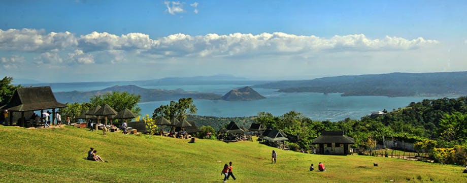 how to go to one tagaytay place from manila