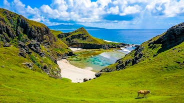 Sabtang Island Batanes Sightseeing Tricycle Day Tour with Lunch & Transfer from Basco