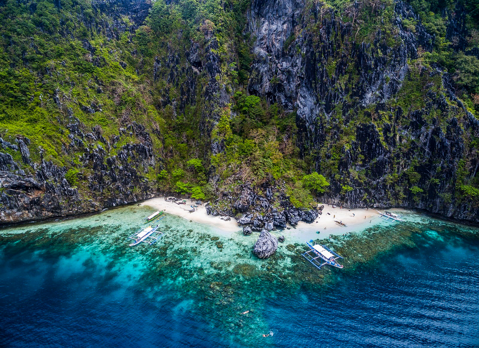 El Nidos Best Beaches I Full Day Island Hopping Tour C W