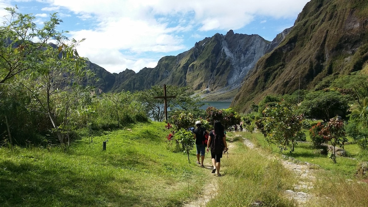 Mt Pinatubo Day Tour With Lunch 4x4 Ride And Volcano T 9262