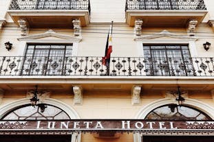 Luneta Hotel