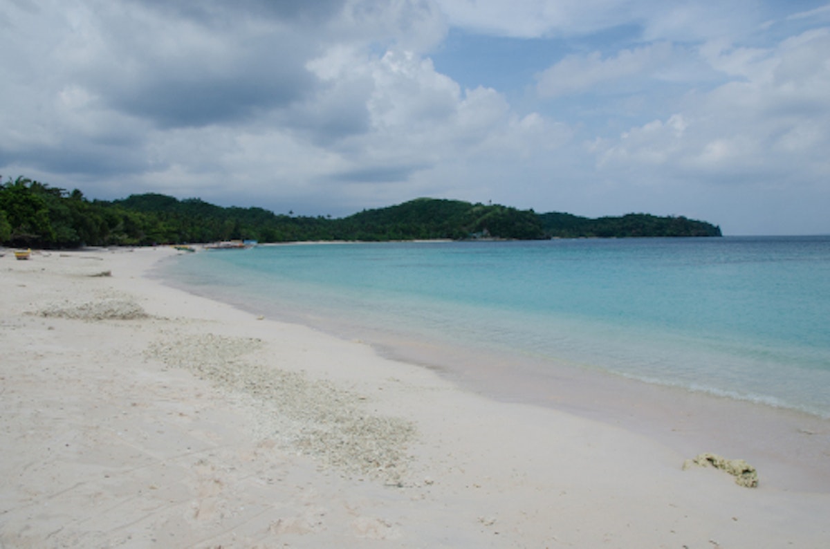 Matnog Island Hopping | With Transfers from Legazpi & Sor...