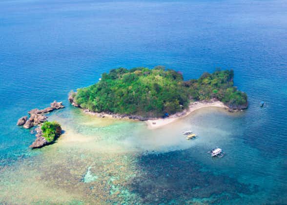 Tatlong Pulo Island hopping in Guimaras