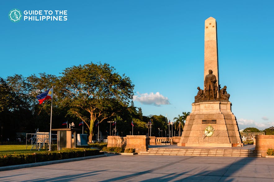 马尼拉西班牙王城的黎刹公园专为纪念菲律宾民族英雄何塞黎刹而建