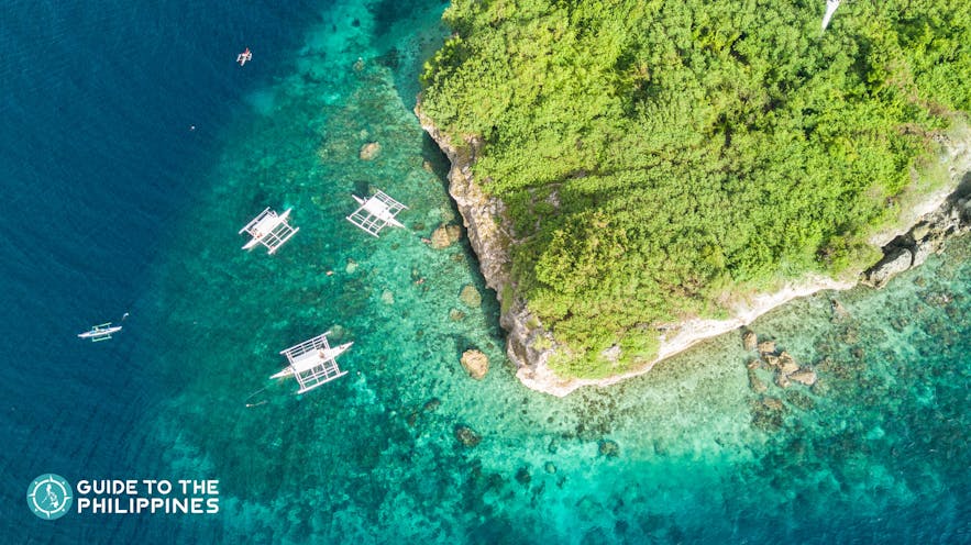 Top view of Pescador Island and its turquoise waters