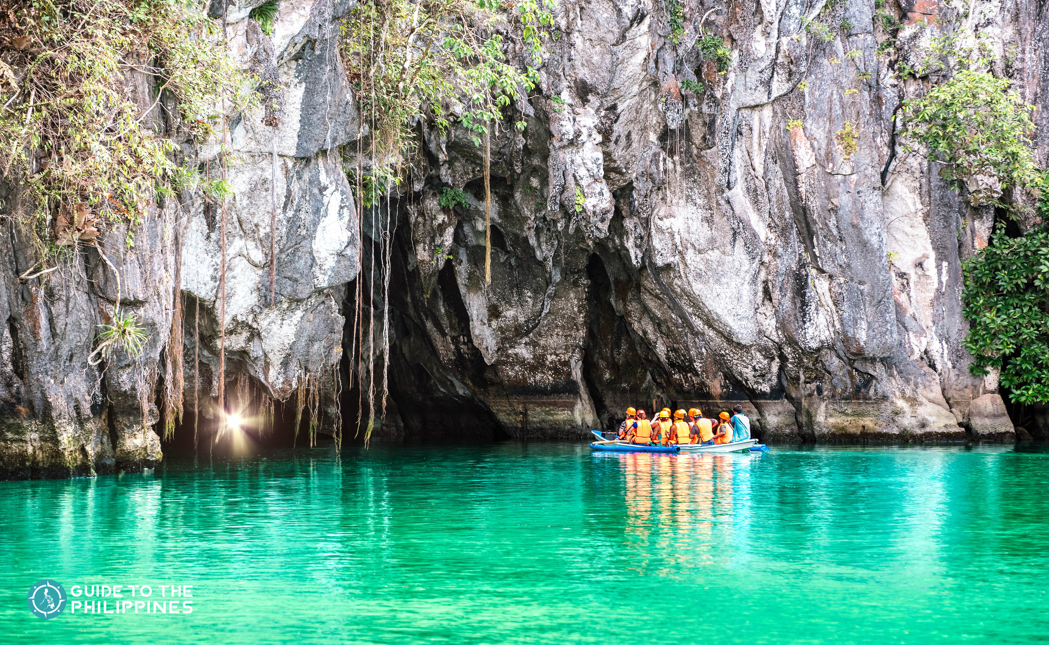 22 Best Island Hopping Destinations In The Philippines   Shutterstock 1608286951 