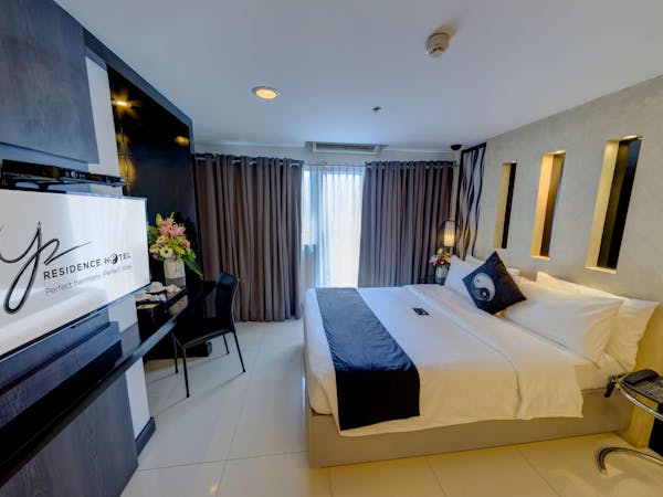 Y2 Residence Hotel Makati Managed by HII