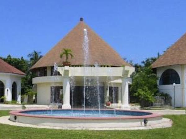 Cordova Reef Village Resort