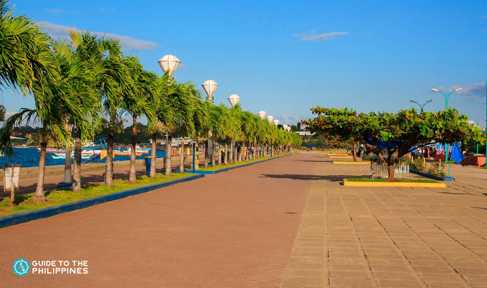 Puerto Princesa Baywalk in Palawan
