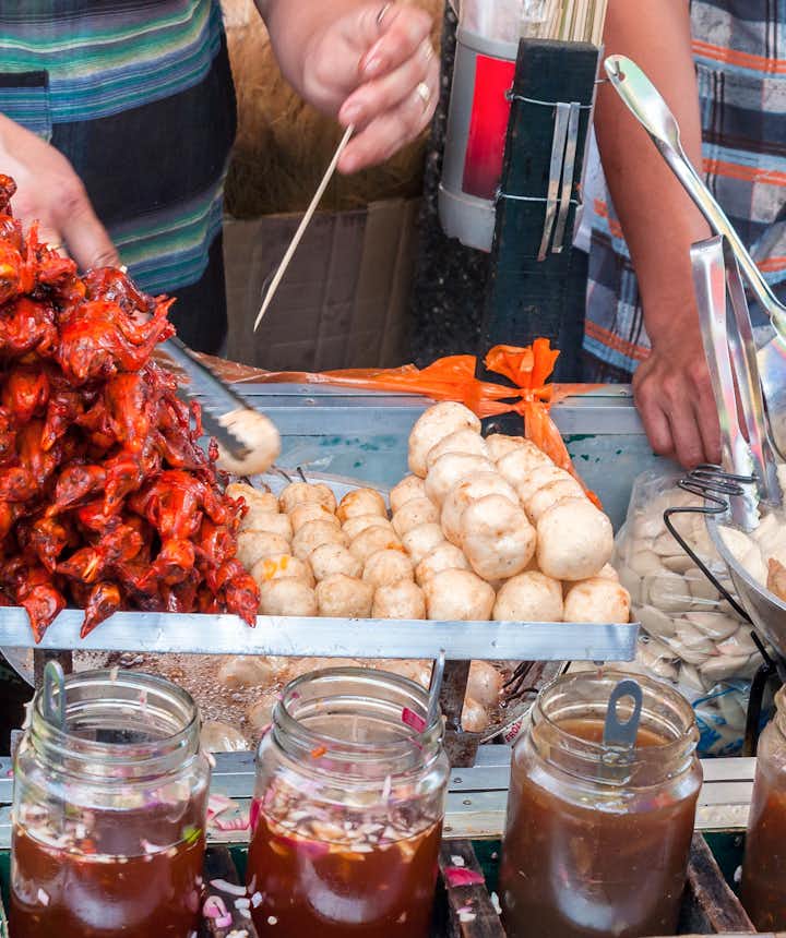 Philippines Street Food Guide: What to Eat