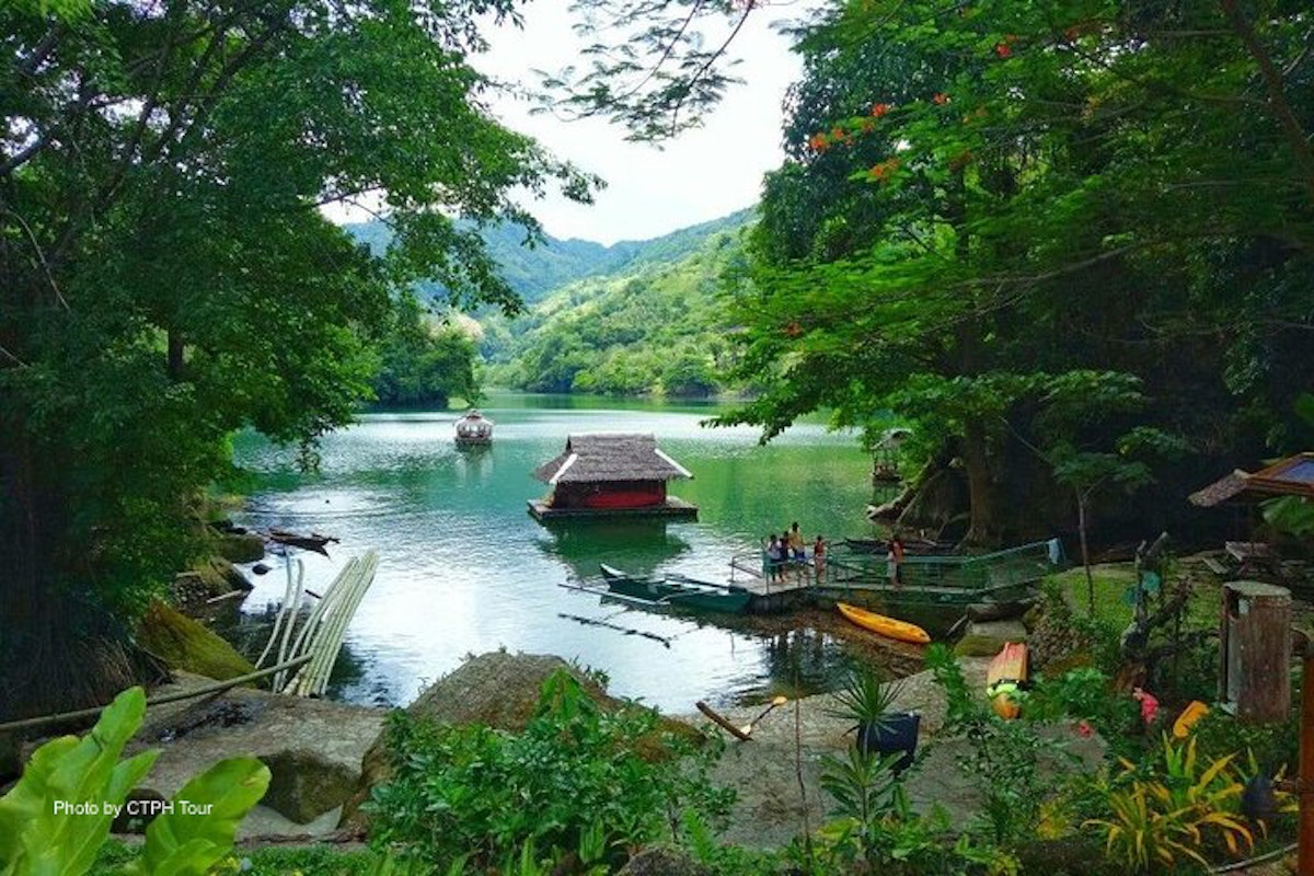 Lake Balanan Private Tour with Lunch Transfers from Dum