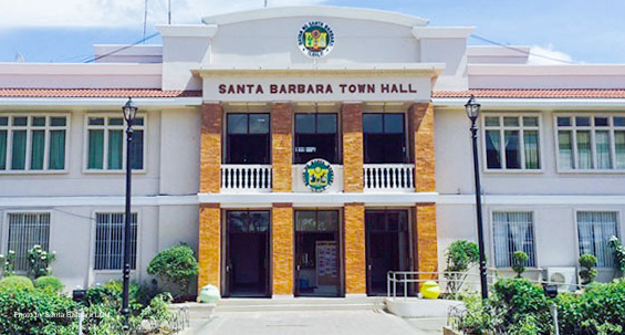Town hall in Santa Barbara, Iloilo