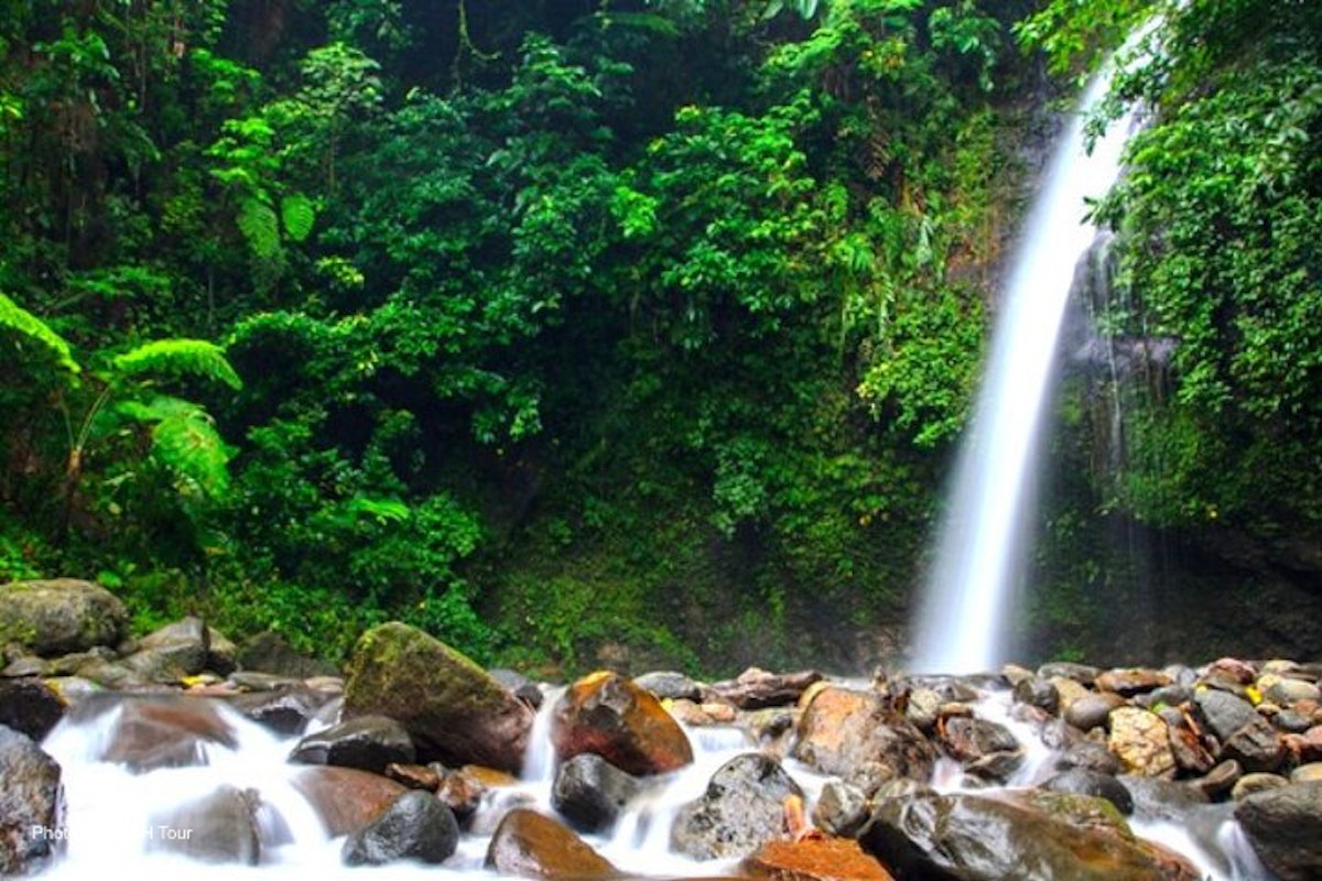 Bicol Albay Busay Falls Private Tour with Lunch & Transfe...