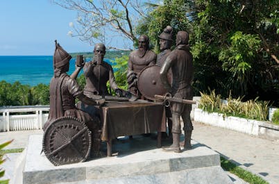 Blood Compact Marker statues in Bohol