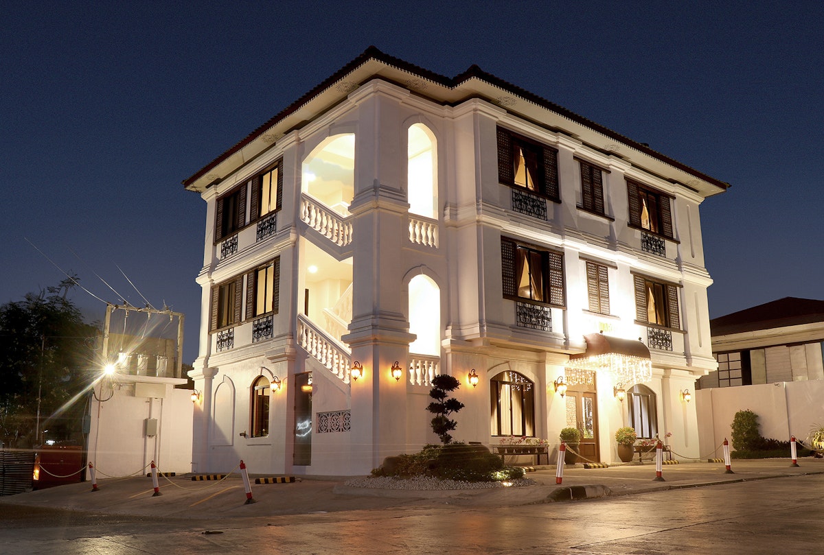 best hotel in vigan philippines