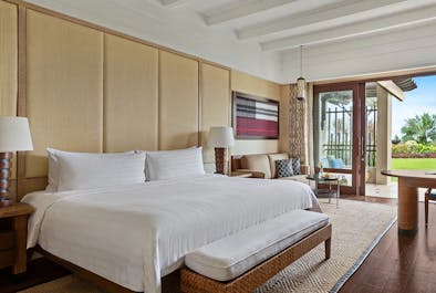 Spacious Deluxe room inclusive to Shangri-La Resort and Philippine Airlines 3 Days 2 Nights Package