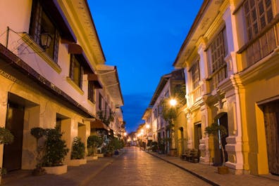 Empty streets of Calle Crisologo at night