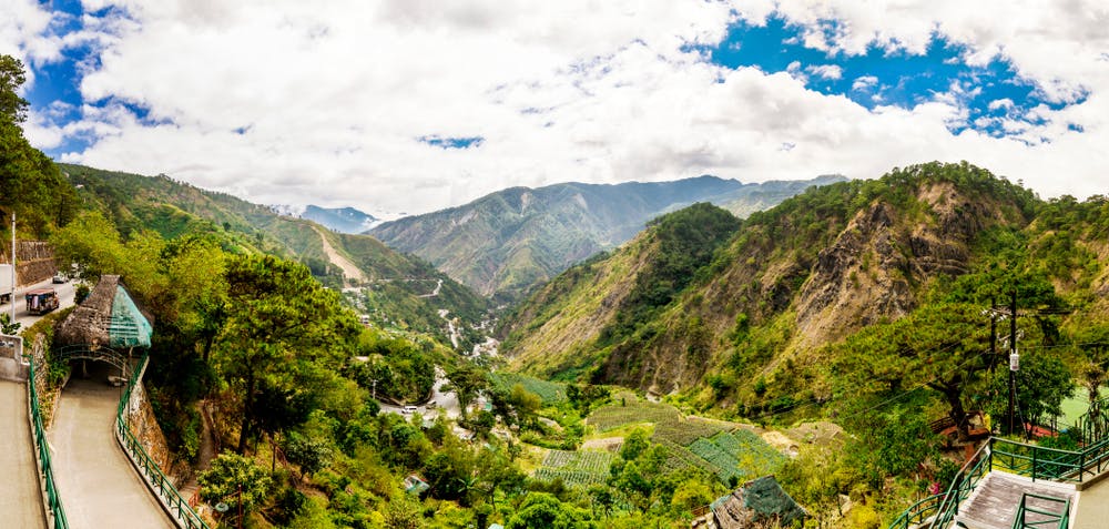 Panoramic view of Kennon Road