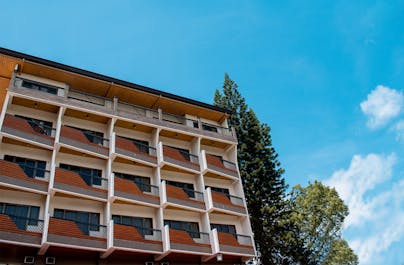 Facade of Venus Parkview Hotel