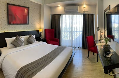 Executive room with balcony at Venus Parkview Hotel in Baguio
