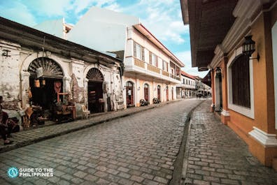 Cobblestoned streets of Calle Crisologo in Vigan, Ilocos Sur