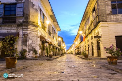 Spanish style streets of Calle Crisologo in Vigan