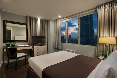 One bedroom room in Astoria Plaza Hotel