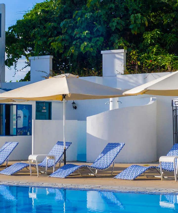 11 Best Santorini-Like Resorts in the Philippines: Near Manila, Cebu, Palawan, Vigan