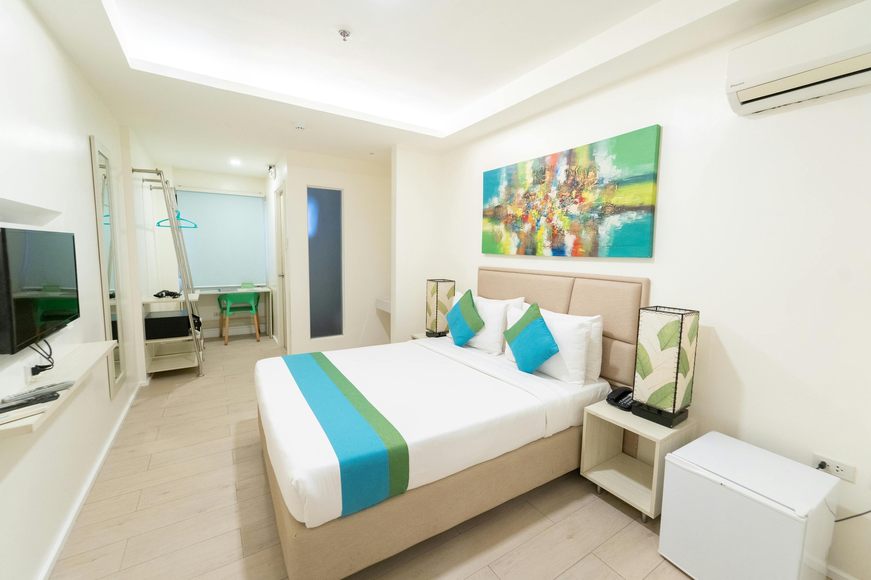 LIME Hotel Boracay Superior Qeen Room with Double Bed