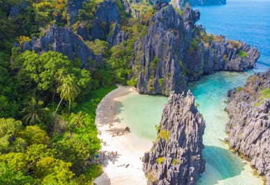 Virtual tour of Palawan's scenic islands and beaches