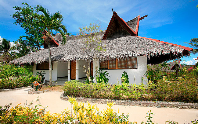 Facade of Junior Suite at Badian Island Wellness Resort