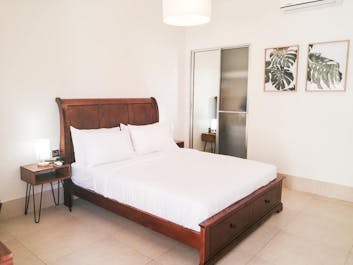 Deluxe Suite at Harman Suites Moalboal