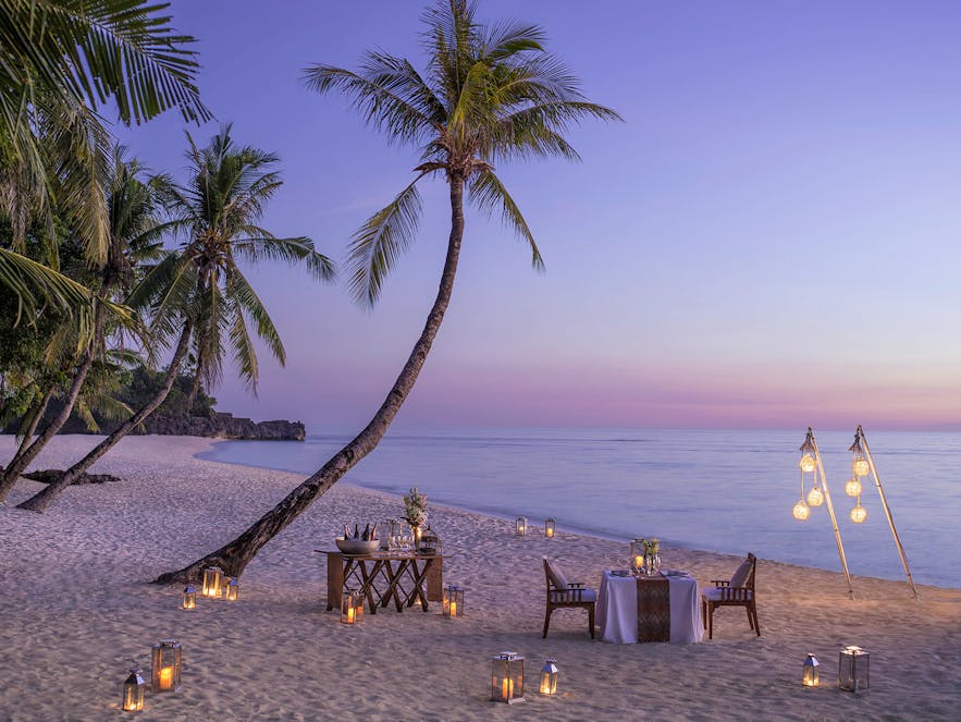 Beachside dinner in Shangri-La’s Boracay Resort & Spa