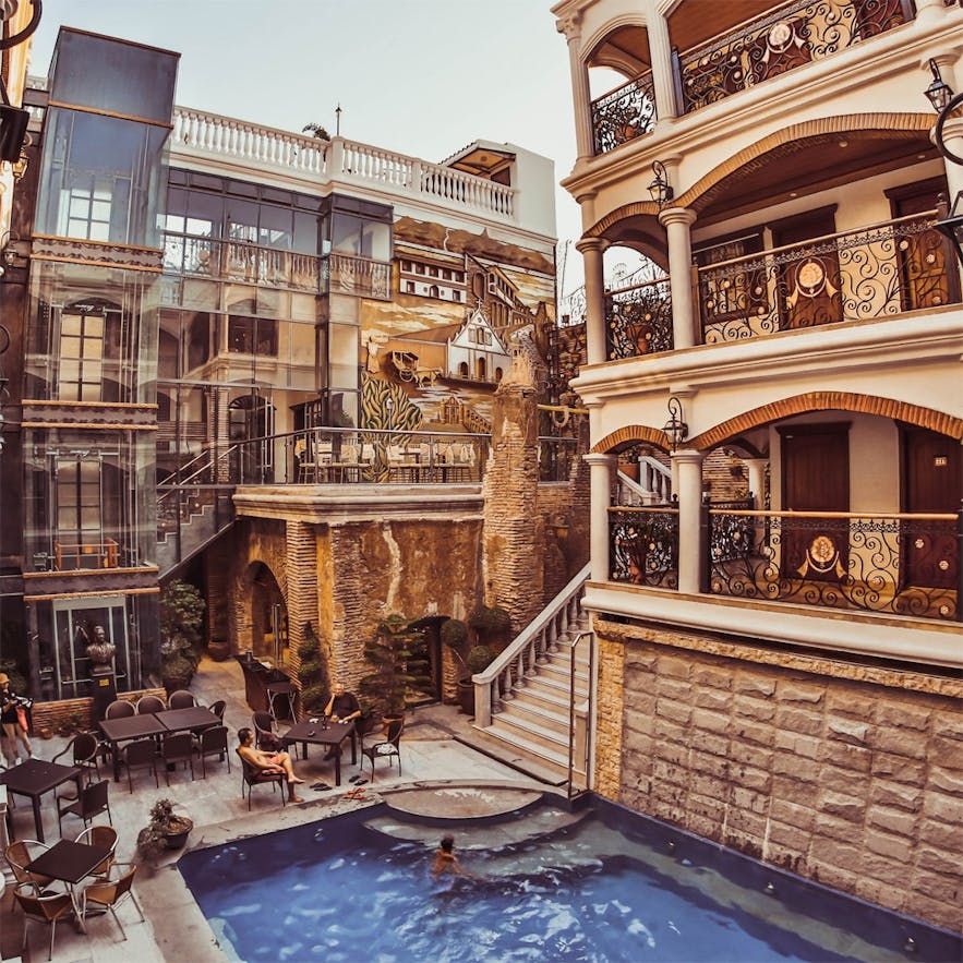 Hotel Luna's poolside