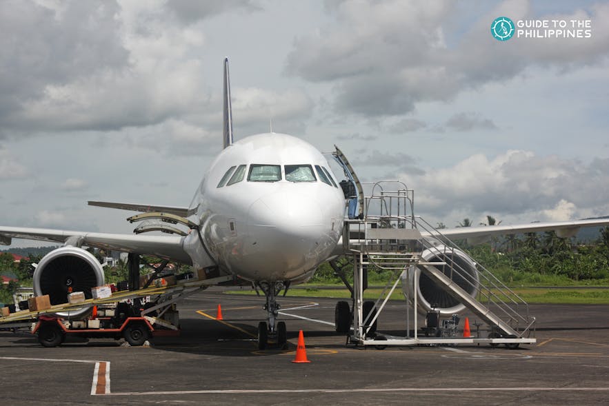Plane in Legazpi airport