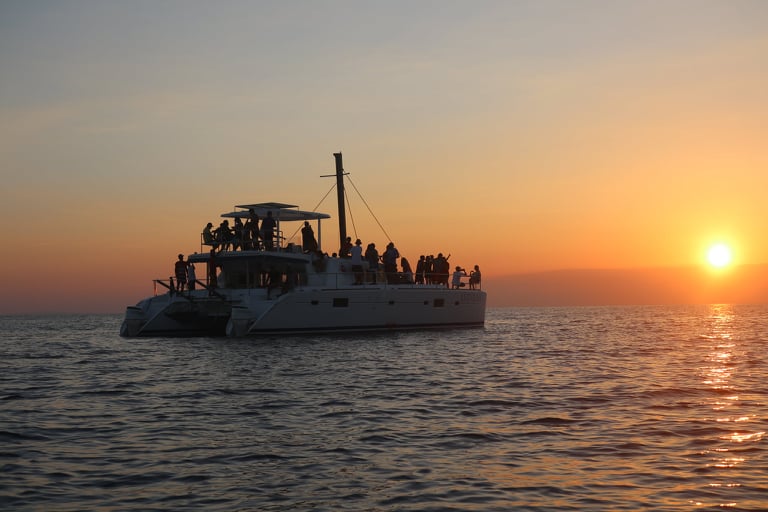 Sunset Boracay Island Private Yacht Cruise