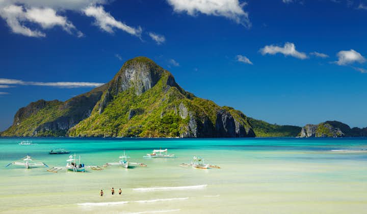 El Nido Island Hopping Tour D With Lunch to Small Lagoon, Cadlao Lagoon and Paradise Beach