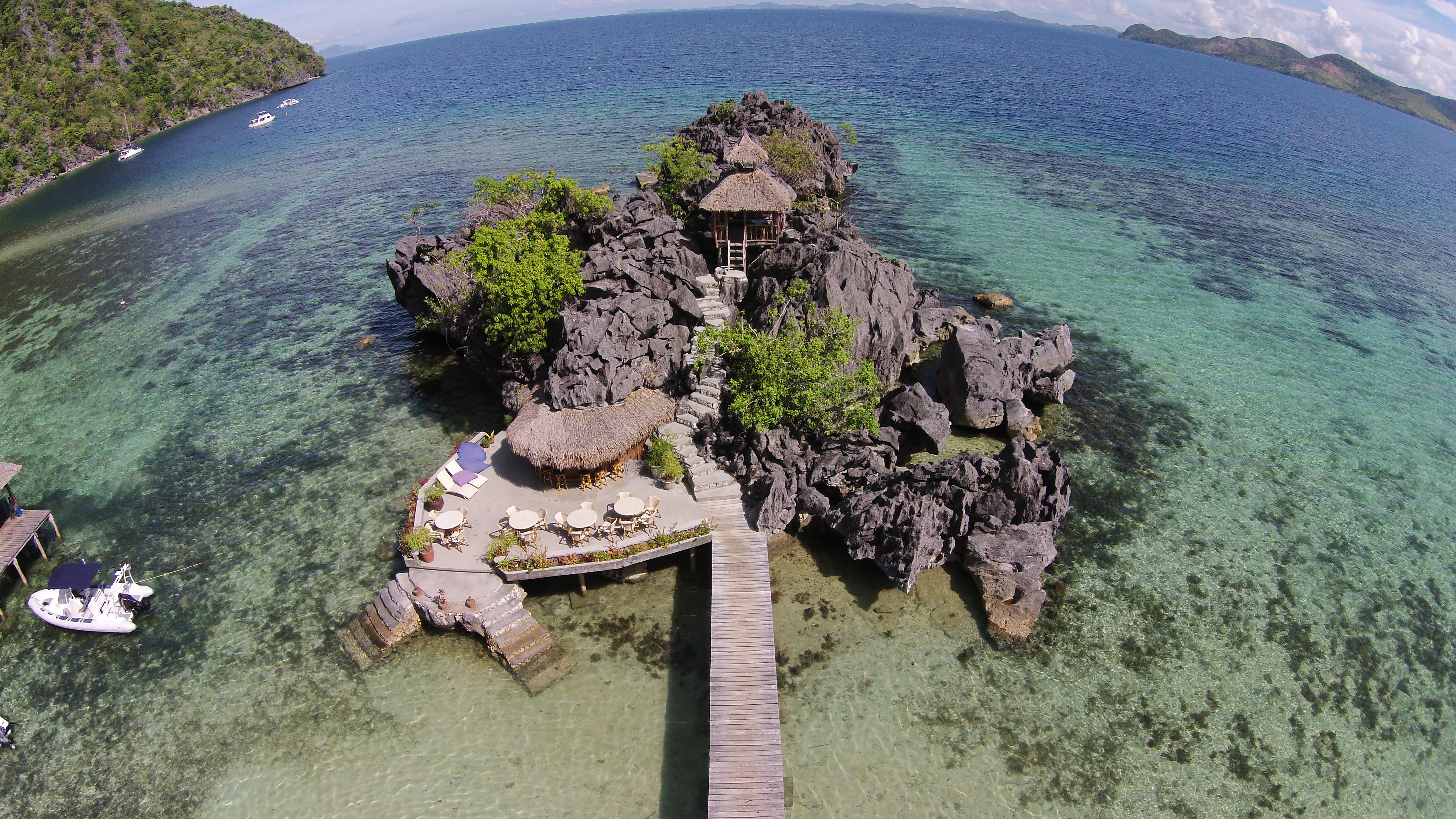Sangat Island Dive Resort Coron, Palawan