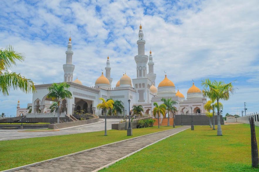 Sultan Haji Hassanal Bolkiah Mosque