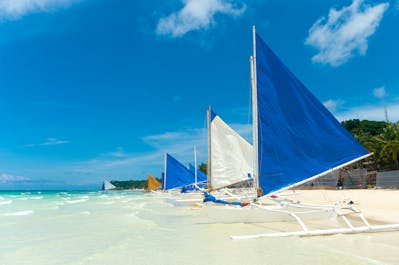 Paraw sailing in Boracay