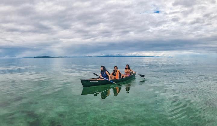 You may rent a small boat to paddle with your friends at Catanauan Beach