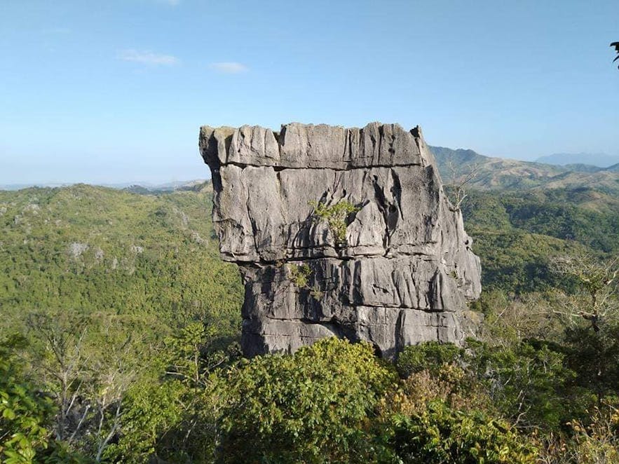Nagpatong Rock Formation