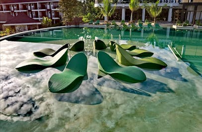 TAG resort pool