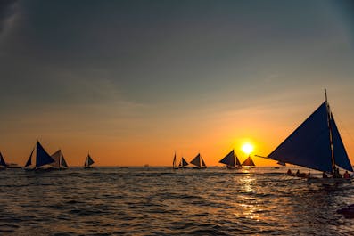 Day 2 Sunset Paraw Sailing at Boracay Islands