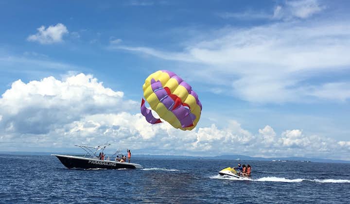 15-minute parasailing in Cebu