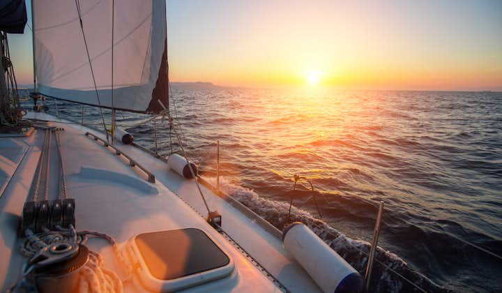 Book an early speedboat rental in Boracay to catch the sunrise